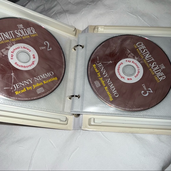 The Chestnut Soldier the magician Trilogy book three - Picture 4 of 5